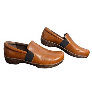 Klogs Footwear Shoes Womens Size 9.5 Brown Tucker Slip On Clogs Slip Resistant